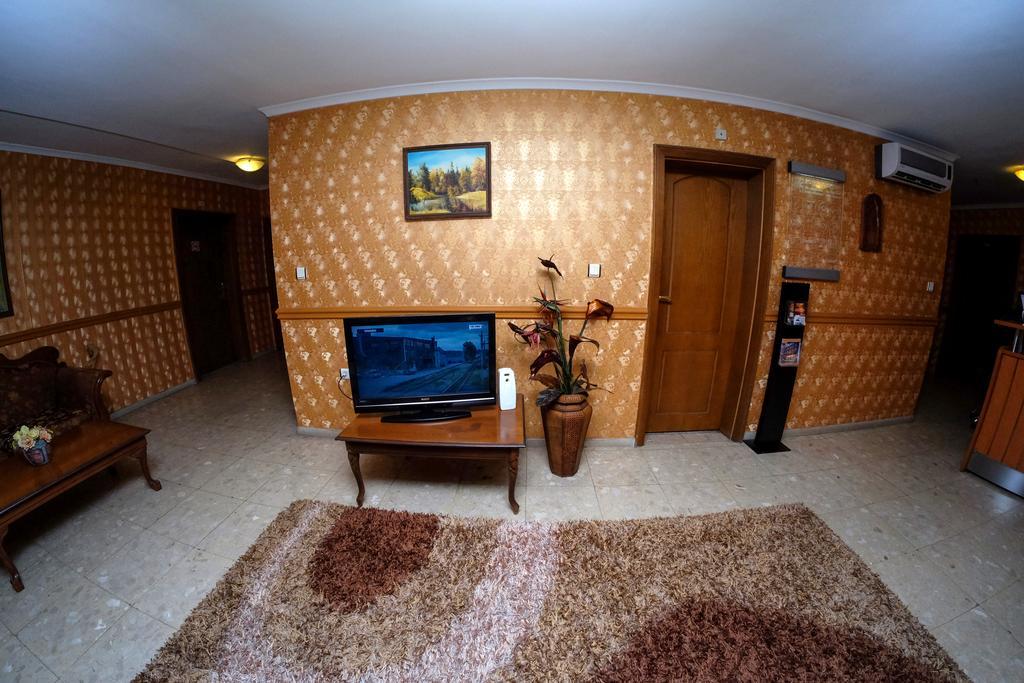 Haskovo Hotel Εξωτερικό φωτογραφία