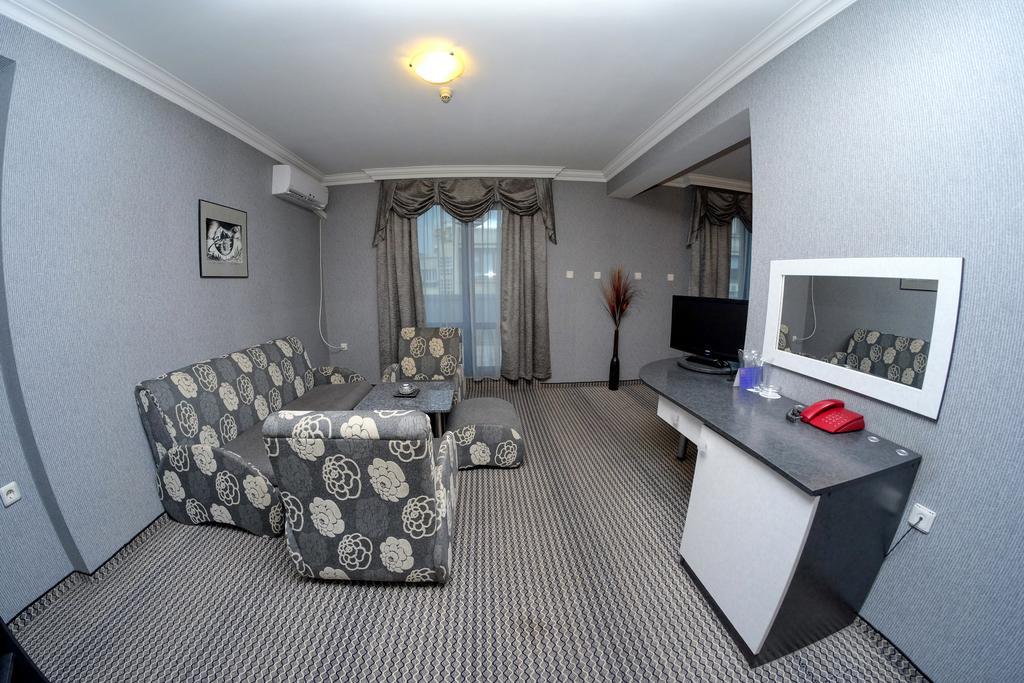 Haskovo Hotel Εξωτερικό φωτογραφία