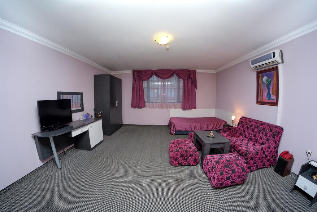 Haskovo Hotel Εξωτερικό φωτογραφία